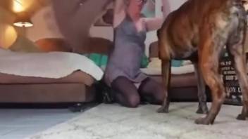 Tight broad fucked in the ass and pussy by the dog in home XXX
